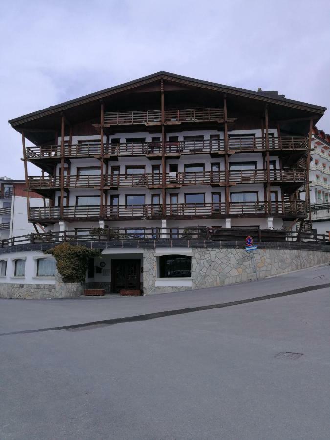 New Condominio Royal Colle Colle Sestriere Dış mekan fotoğraf